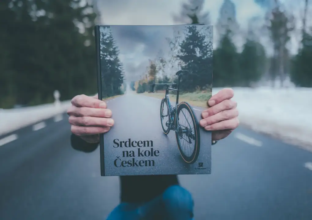 Recenze: "Srdcem na kole Českem" aneb Pozvánka na cestu plnou inspirace a objevů
